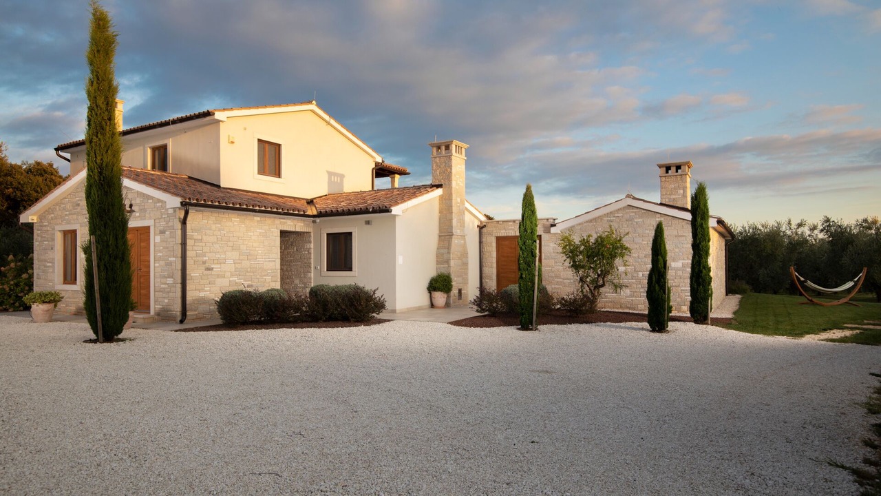 Photo of Outdoor in Liznjan