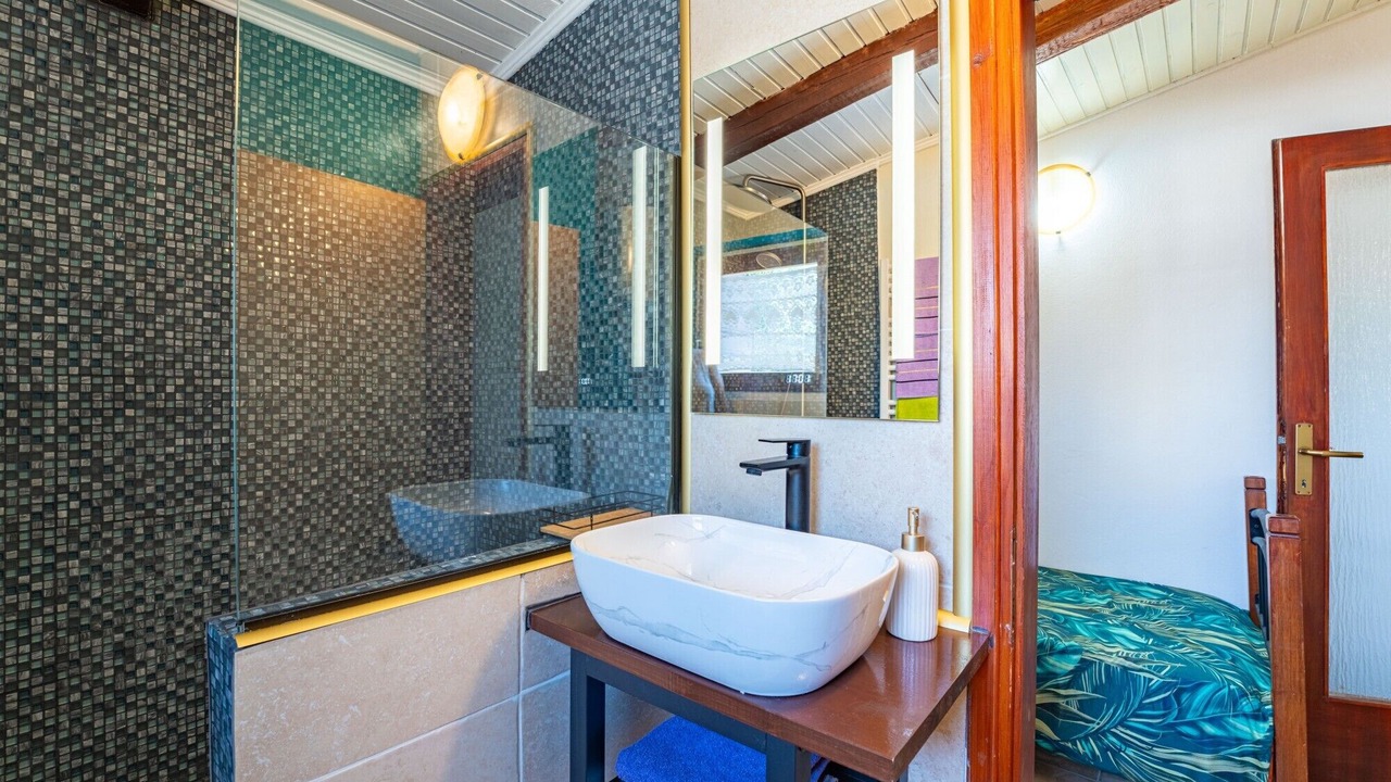 Photo of Bathroom in Muntic