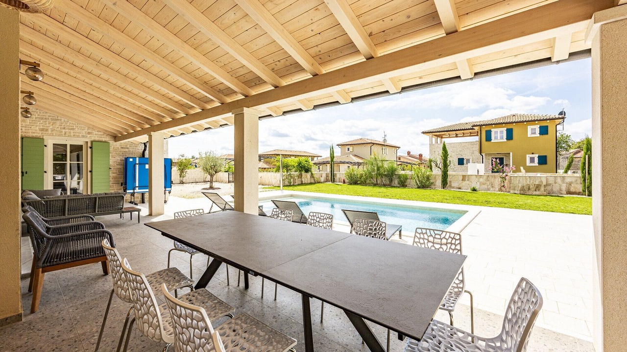 Photo of Outdoor in Ferlini