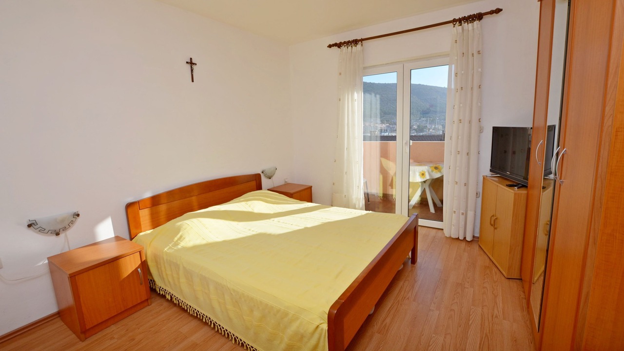 Photo of Bedroom in Cres