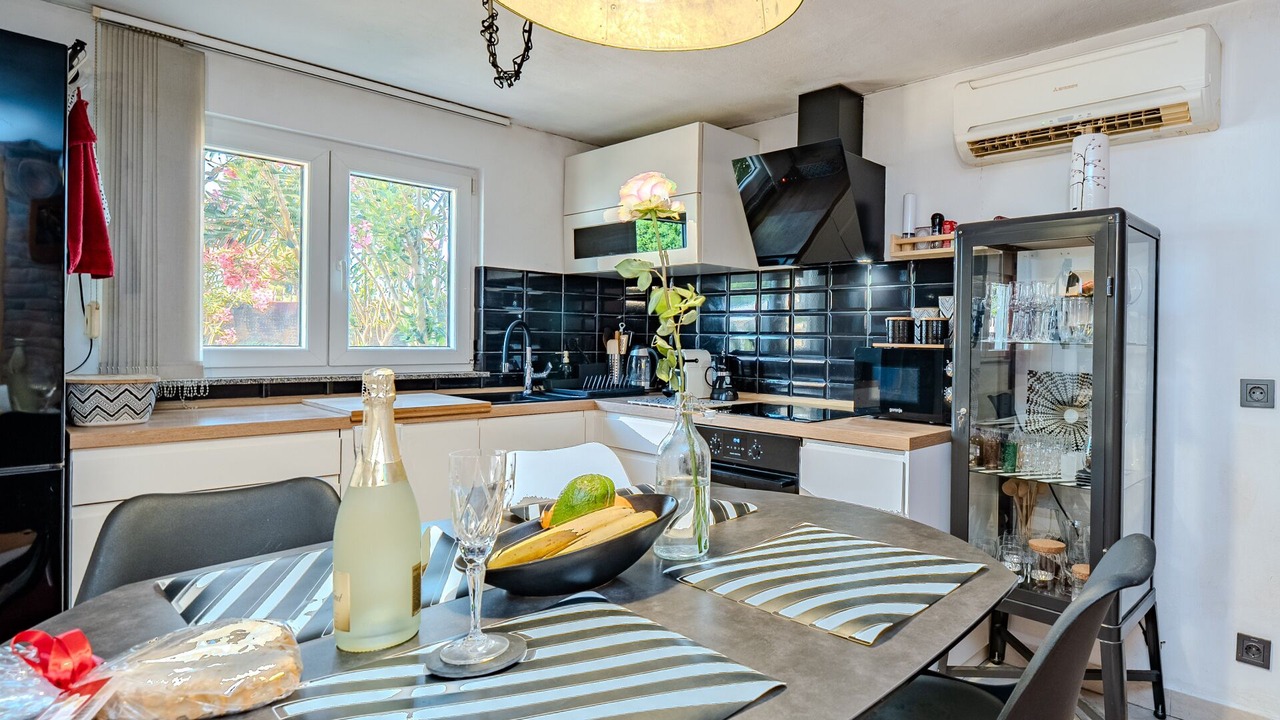 Photo of Kitchen in Barbat na Rabu