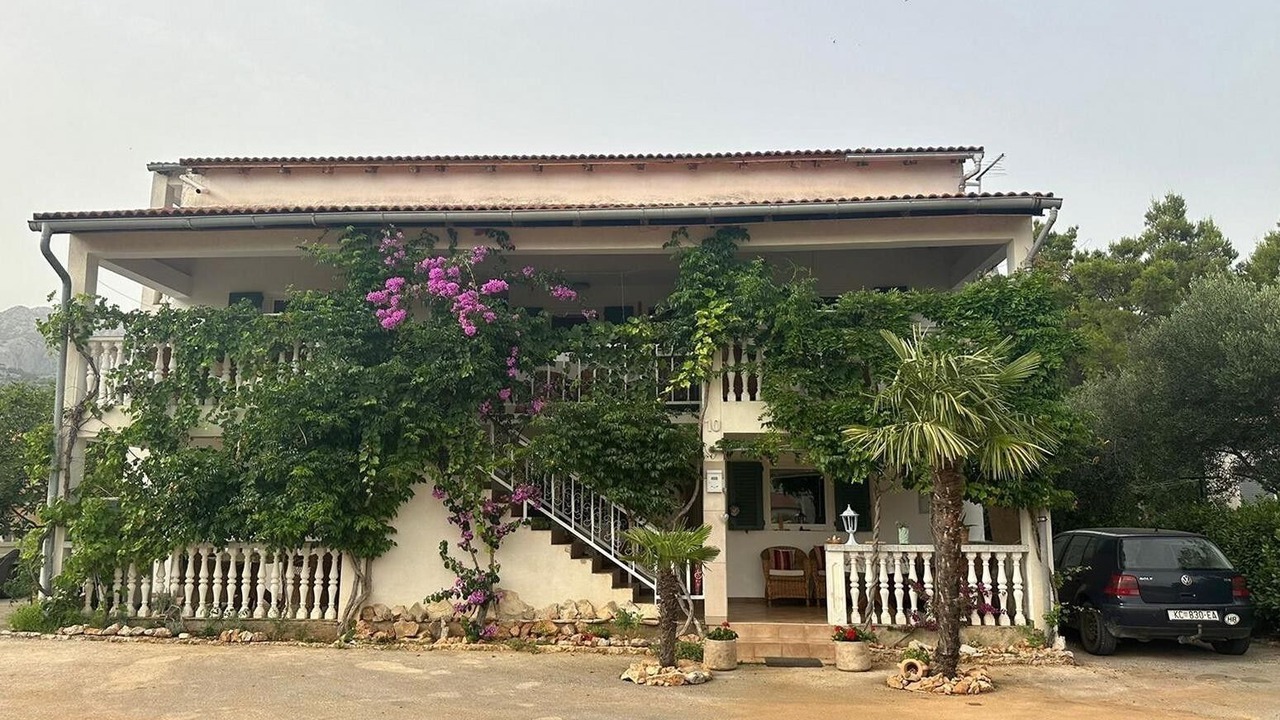 Photo of Outdoor in Seline