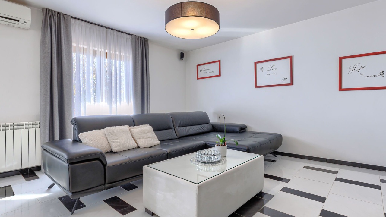 Photo of Livingroom in Brecevici