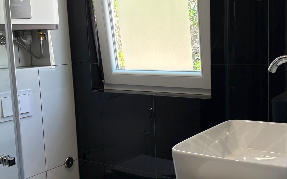 Photo of Bathroom in Blato