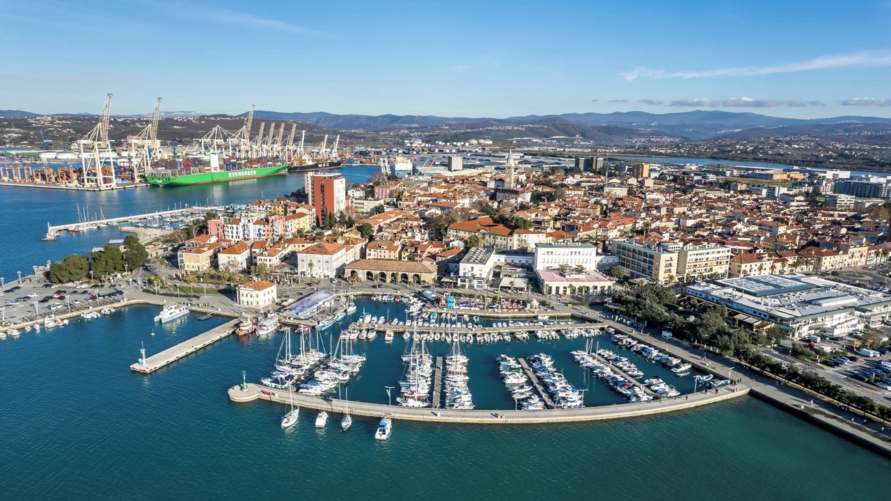 Photo of Others in Koper