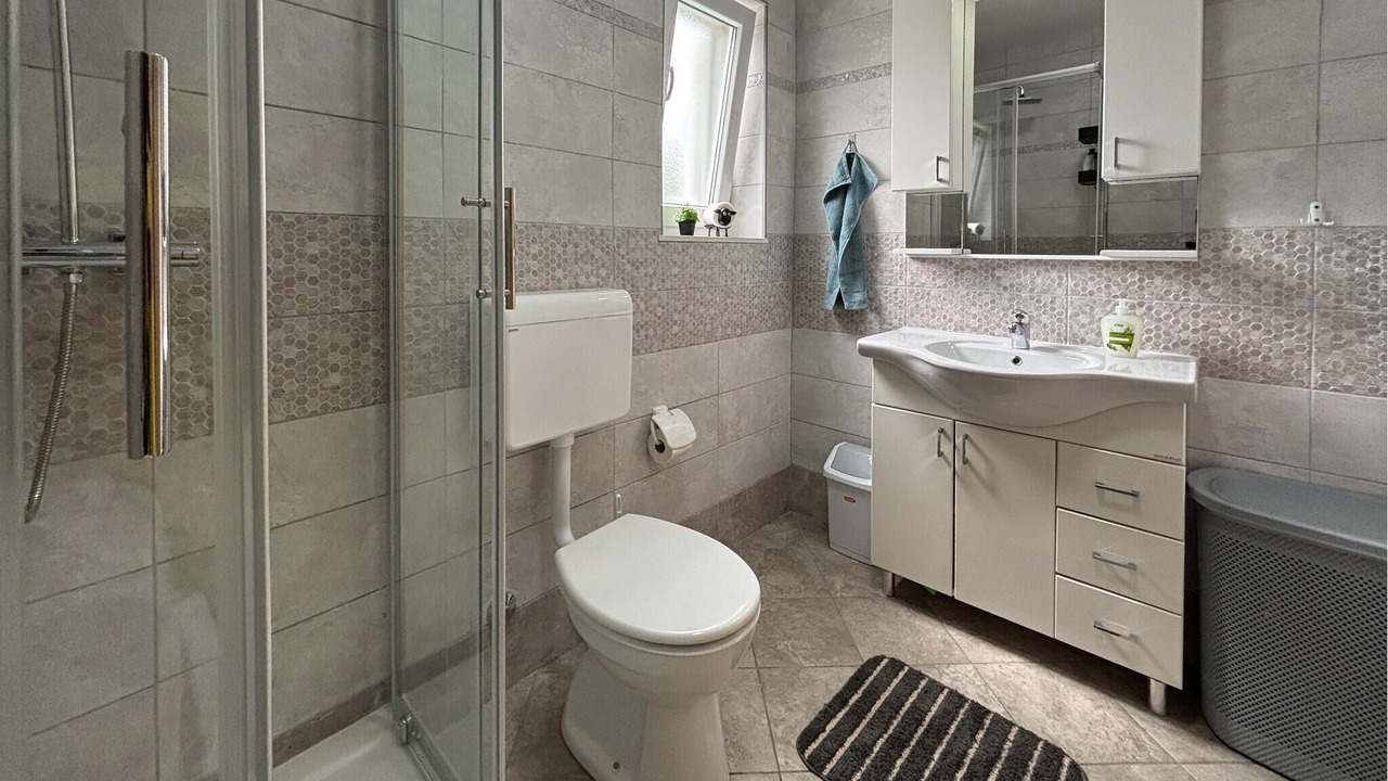 Photo of Bathroom in Gabonjin