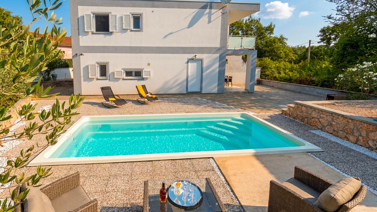 Photo of Outdoor in Gabonjin