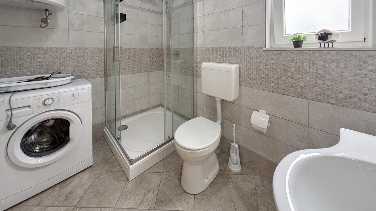 Photo of Bathroom in Gabonjin