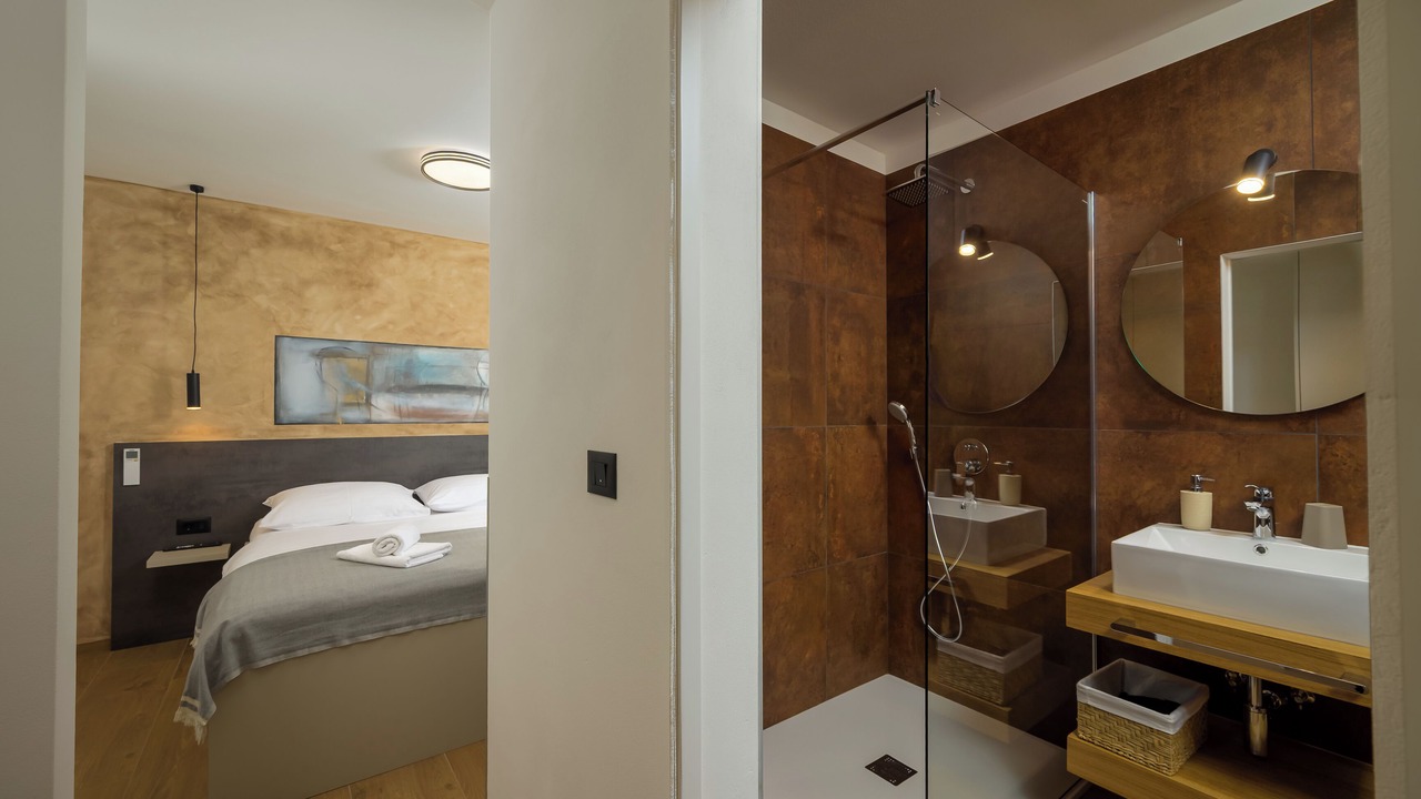Photo of Bathroom in Pican