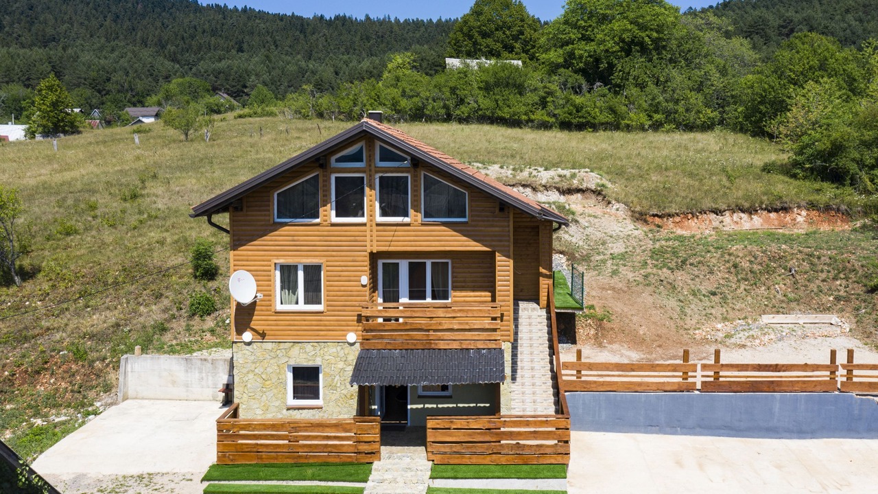 Photo of Outdoor in Vrhovine