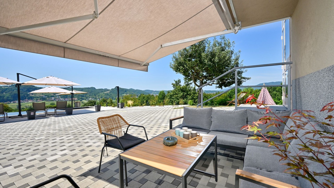 Photo of Patio Balcony in Ljubescica