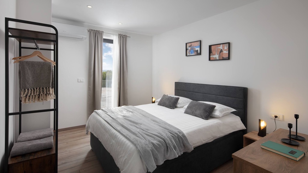 Photo of Bedroom in Brgod
