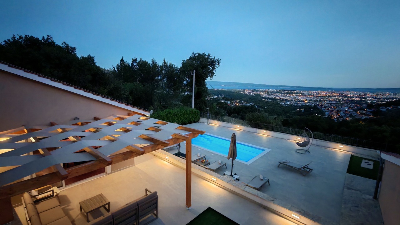Photo of Outdoor in Solin