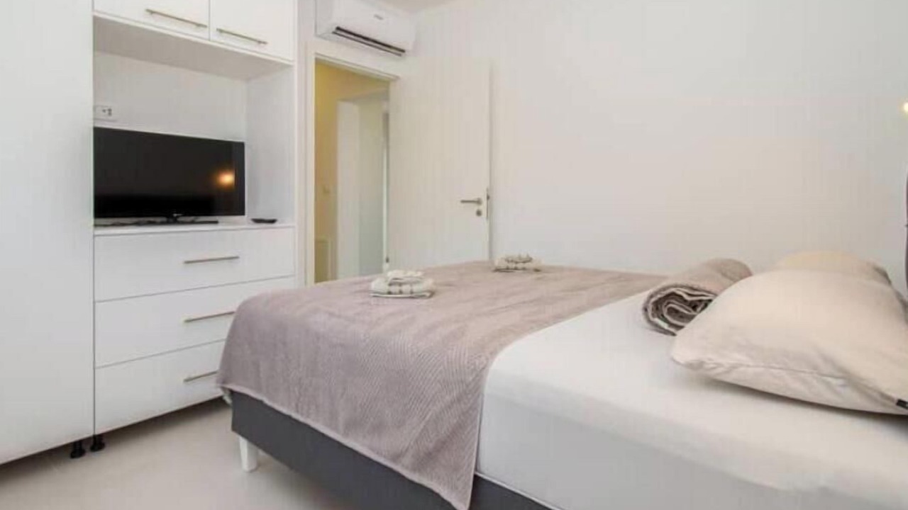 Photo of Bedroom in Loborika