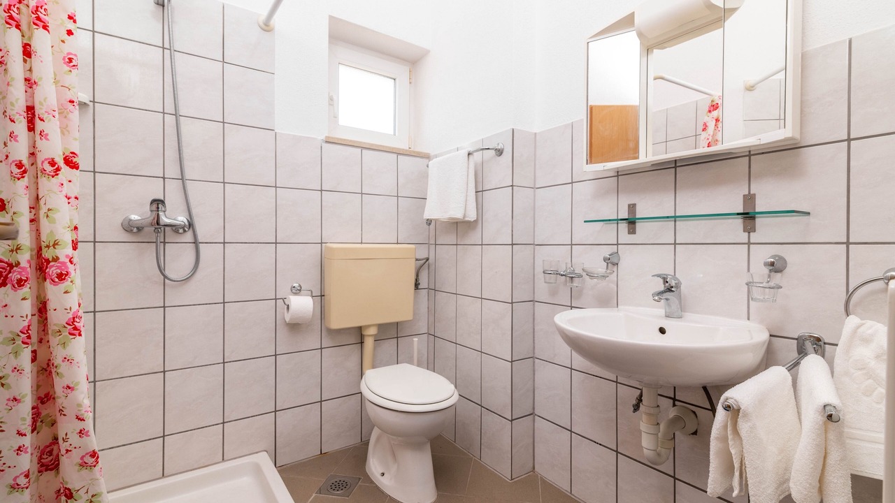 Photo of Bathroom in Liznjan