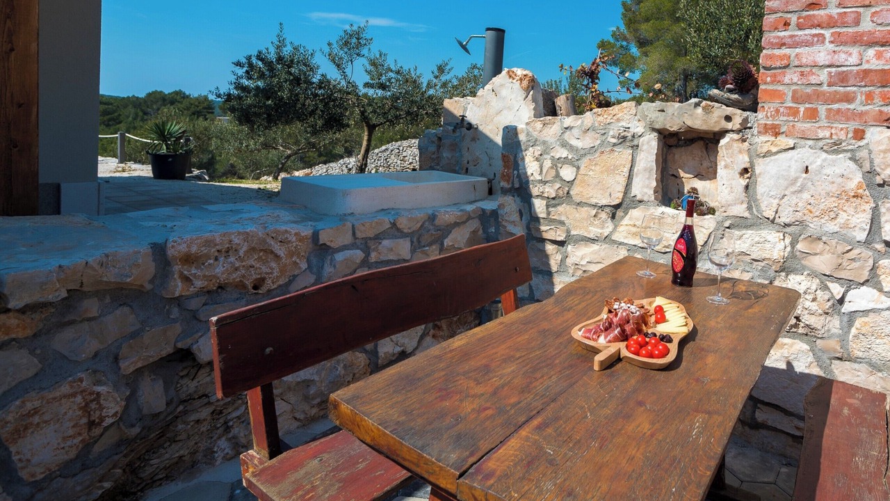Photo of Outdoor in Milna (Brac)