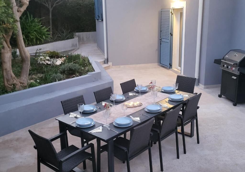Photo of Outdoor in Cove Murtar