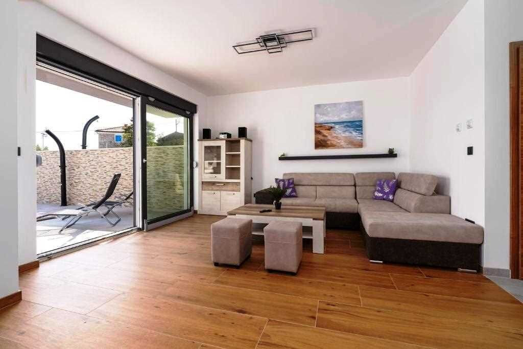 Photo of Livingroom in Risika