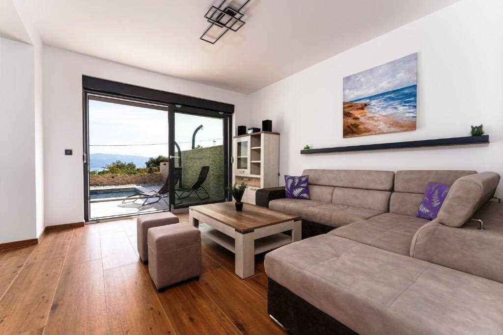 Photo of Livingroom in Risika