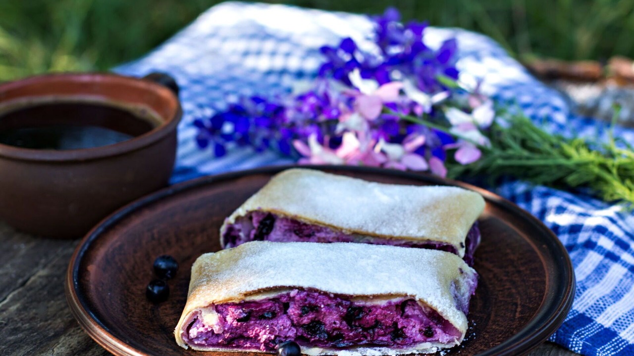 Photo of Others in Fuzine
