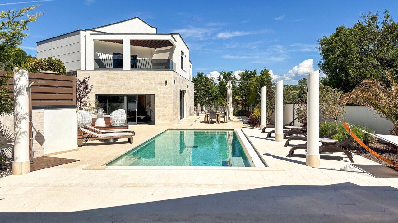 Photo of Outdoor in Rasopasno