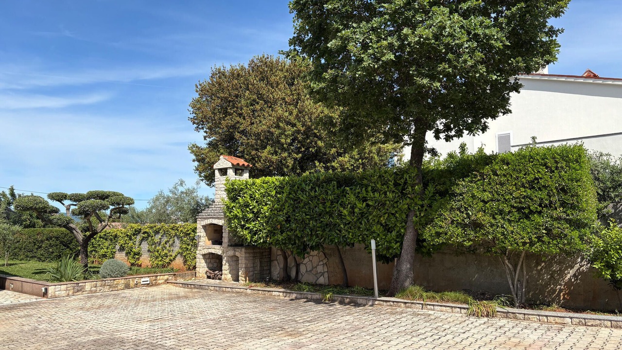 Photo of Others in Pavicini