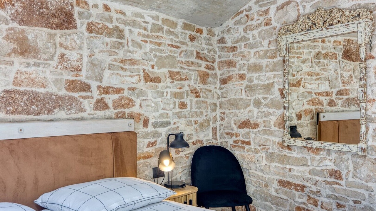 Photo of Bedroom in Gajana