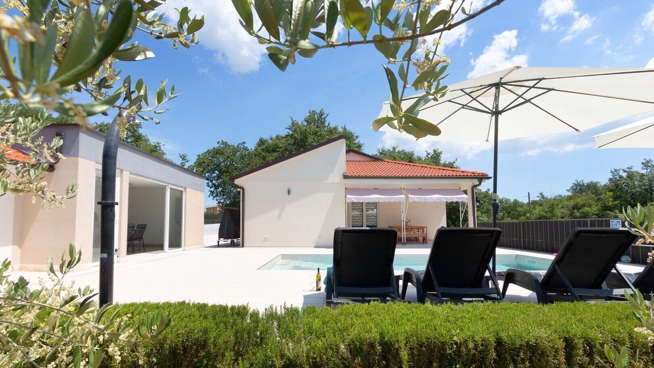 Photo of Outdoor in Divsici