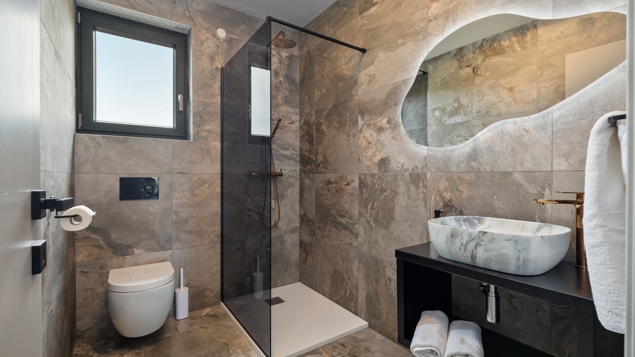Photo of Bathroom in Radini