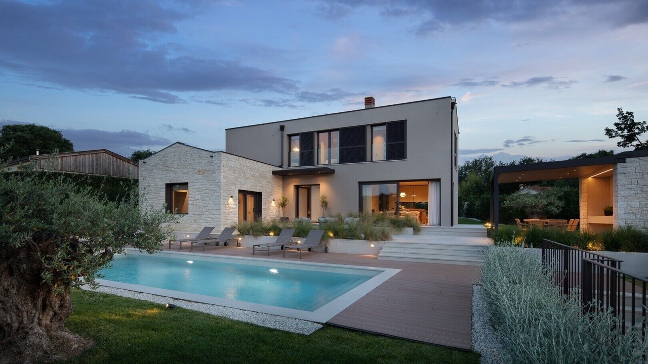 Photo of Outdoor in Marasi
