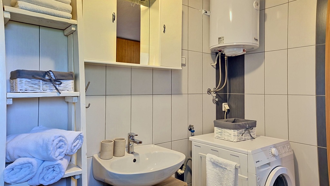 Photo of Bathroom in Oklaj