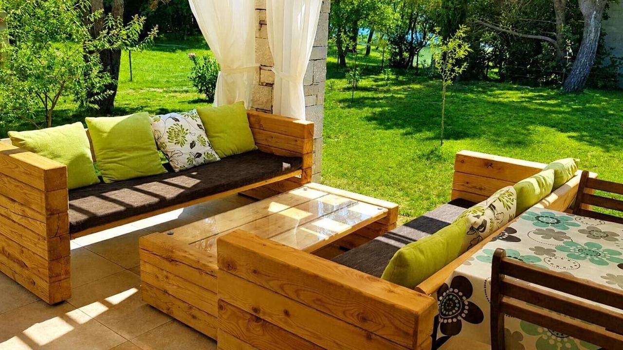 Photo of Outdoor in Peroj