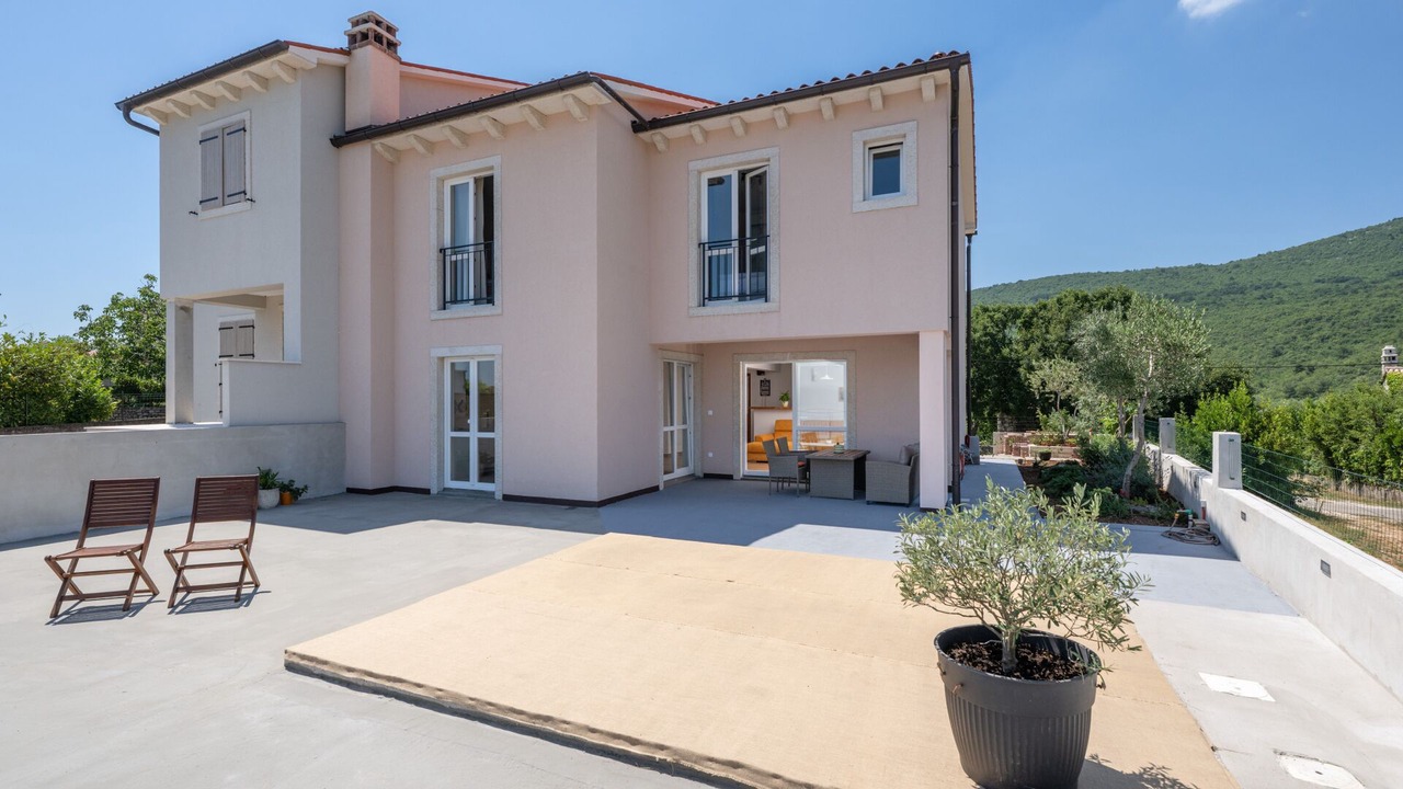 Photo of Patio Balcony in Sveta Marina