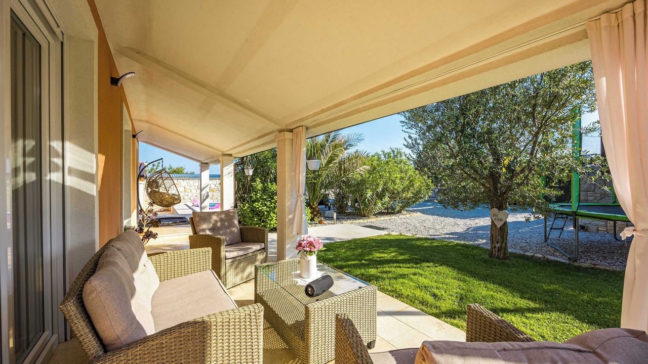 Photo of Patio Balcony in Orihi