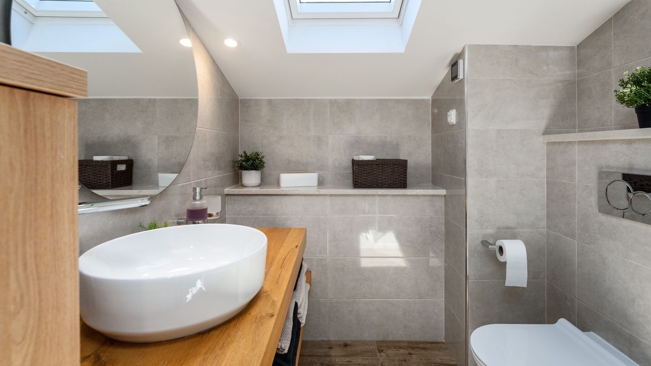 Photo of Bathroom in Zagore