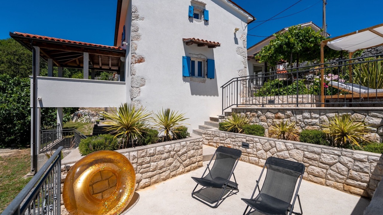 Photo of Patio Balcony in Zagore