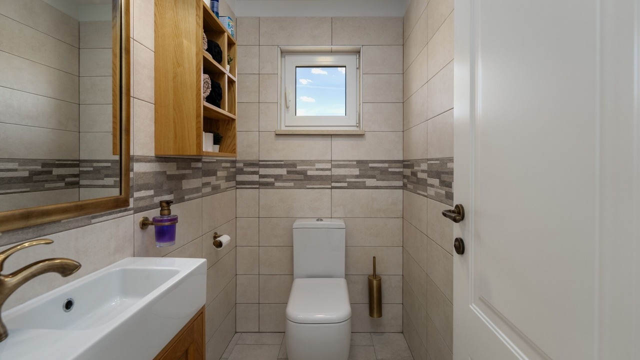 Photo of Bathroom in Zagore