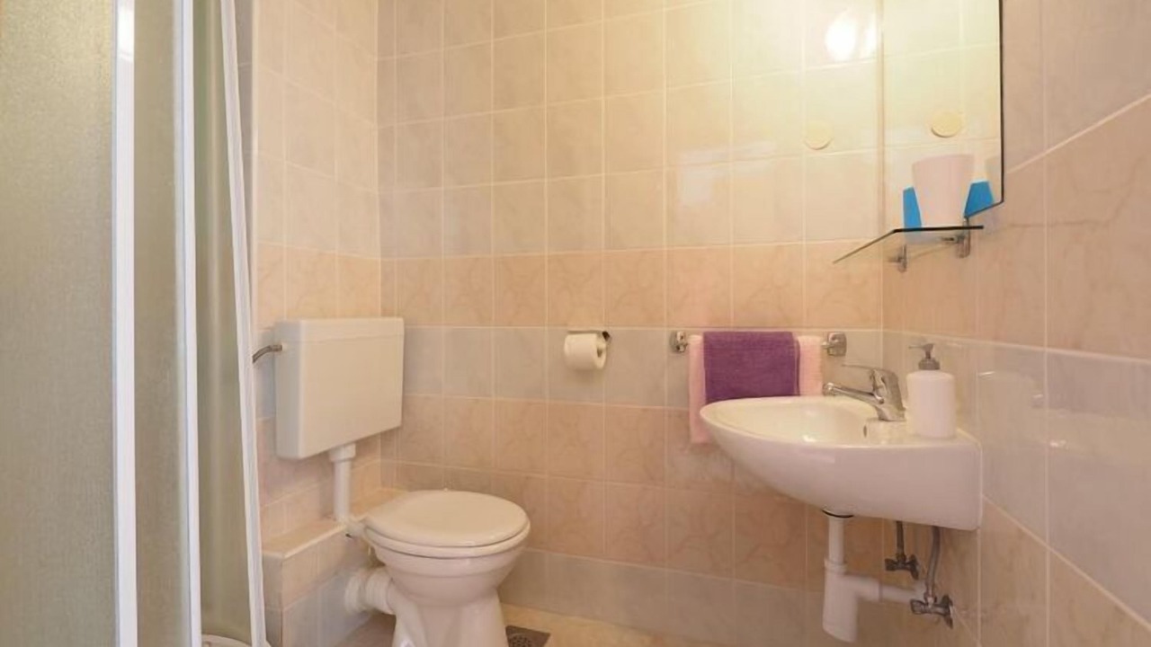 Photo of Bathroom in Slano