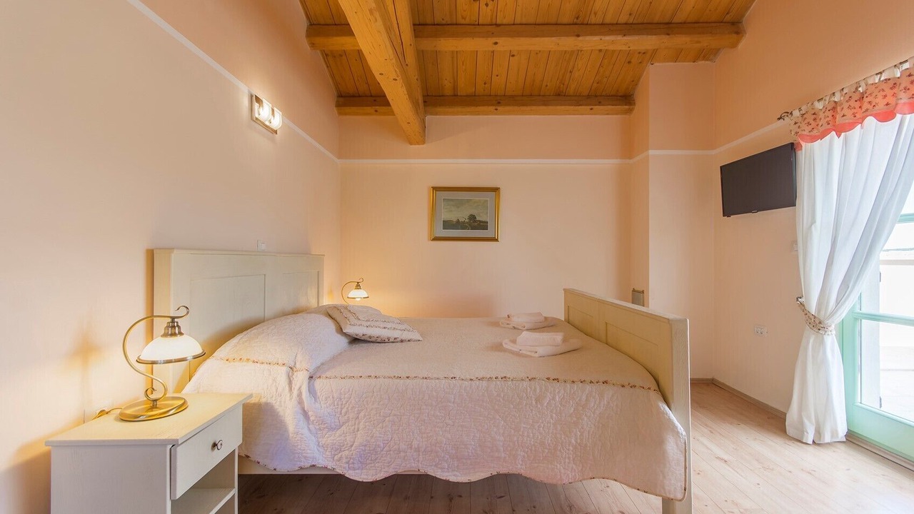 Photo of Bedroom in Tar