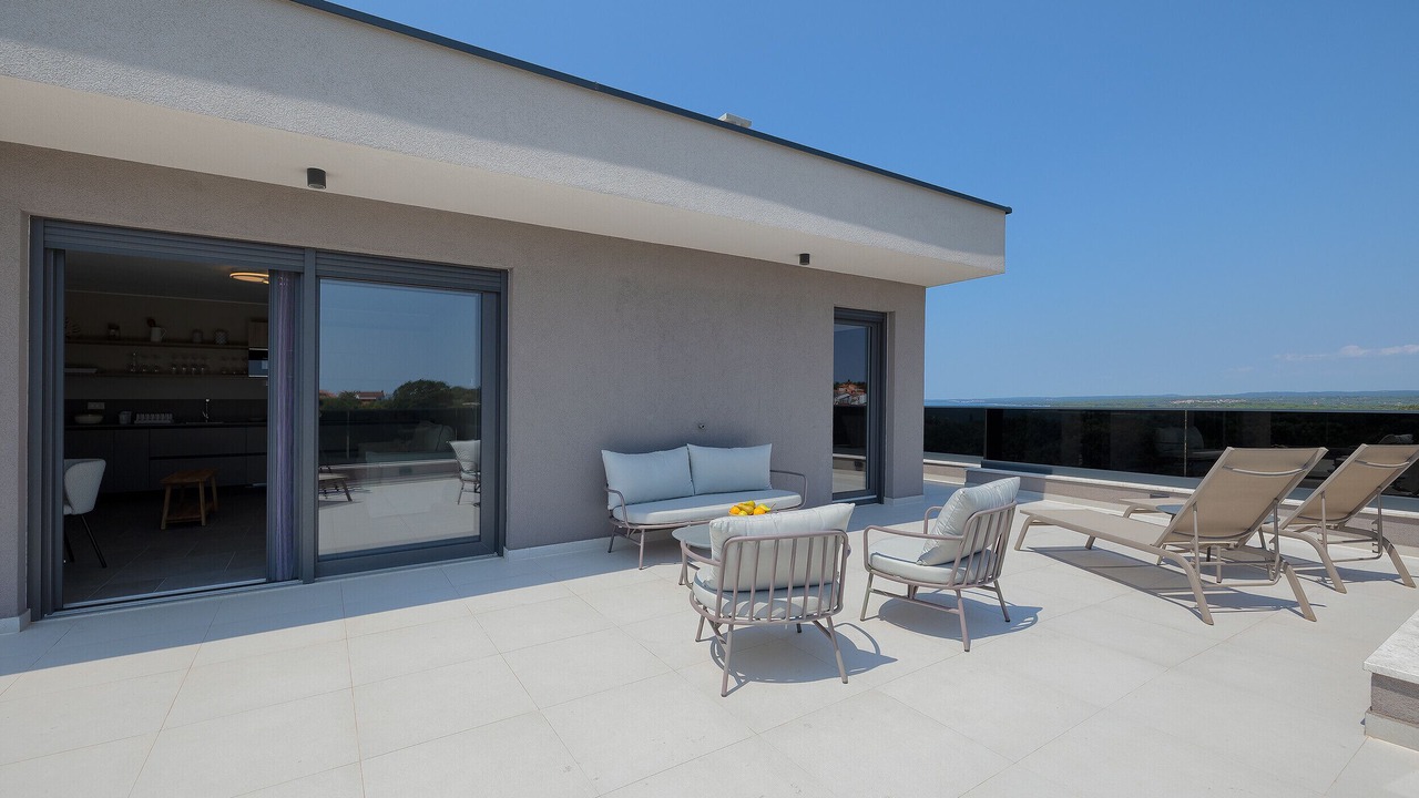 Photo of Patio Balcony in Stinjan