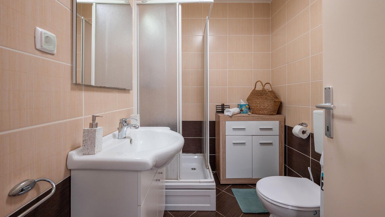 Photo of Bathroom in Gulici