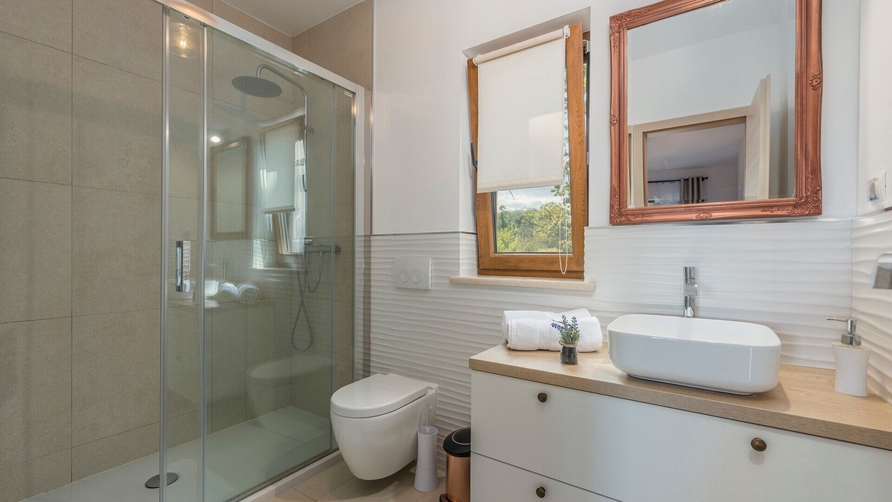 Photo of Bathroom in Pazin