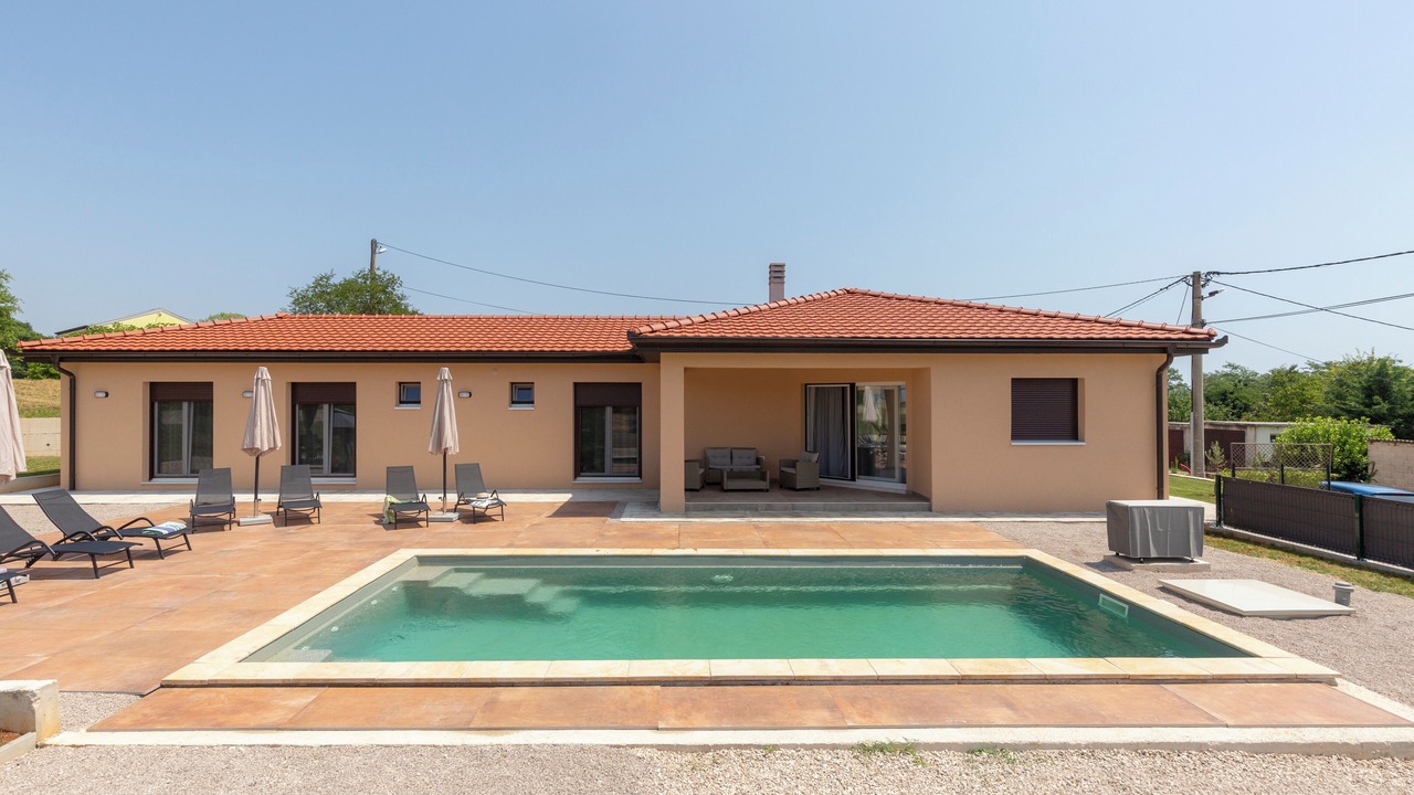 Photo of Outdoor in Kapelica