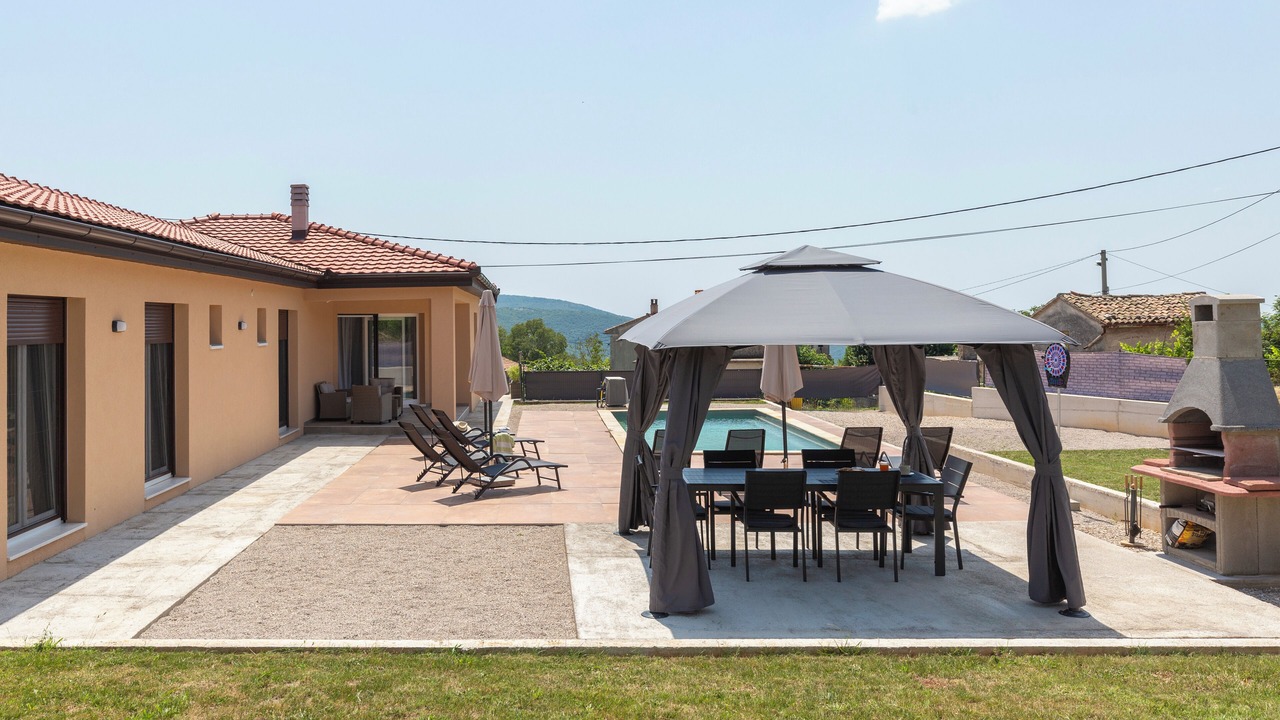 Photo of Outdoor in Kapelica