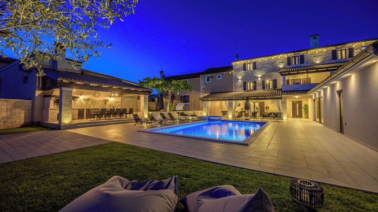 Photo of Outdoor in Peresiji