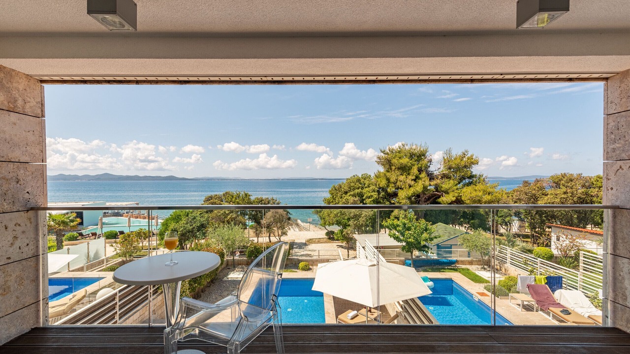 Photo of Outdoor in Petrcane