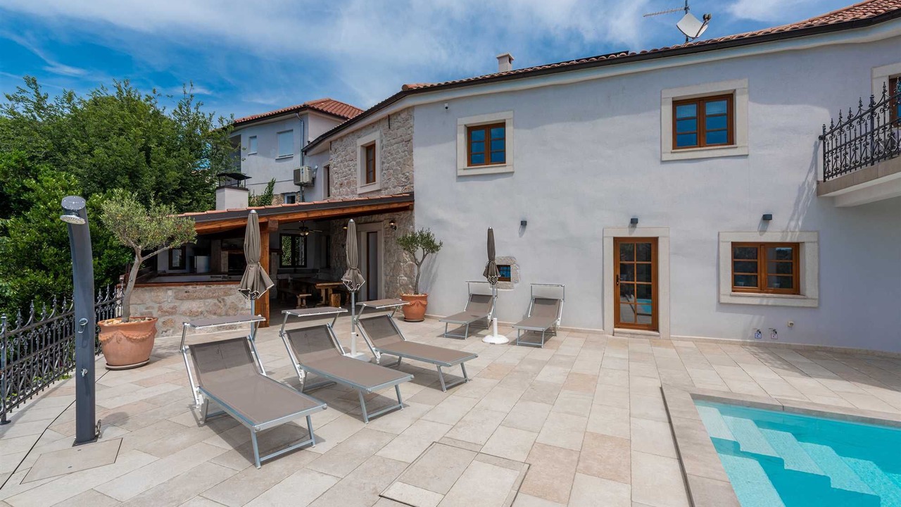 Photo of Outdoor in Bribir