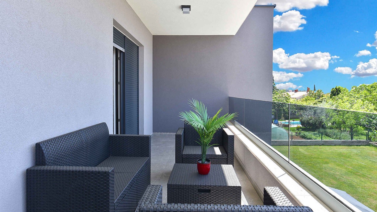 Photo of Patio Balcony in Peroj