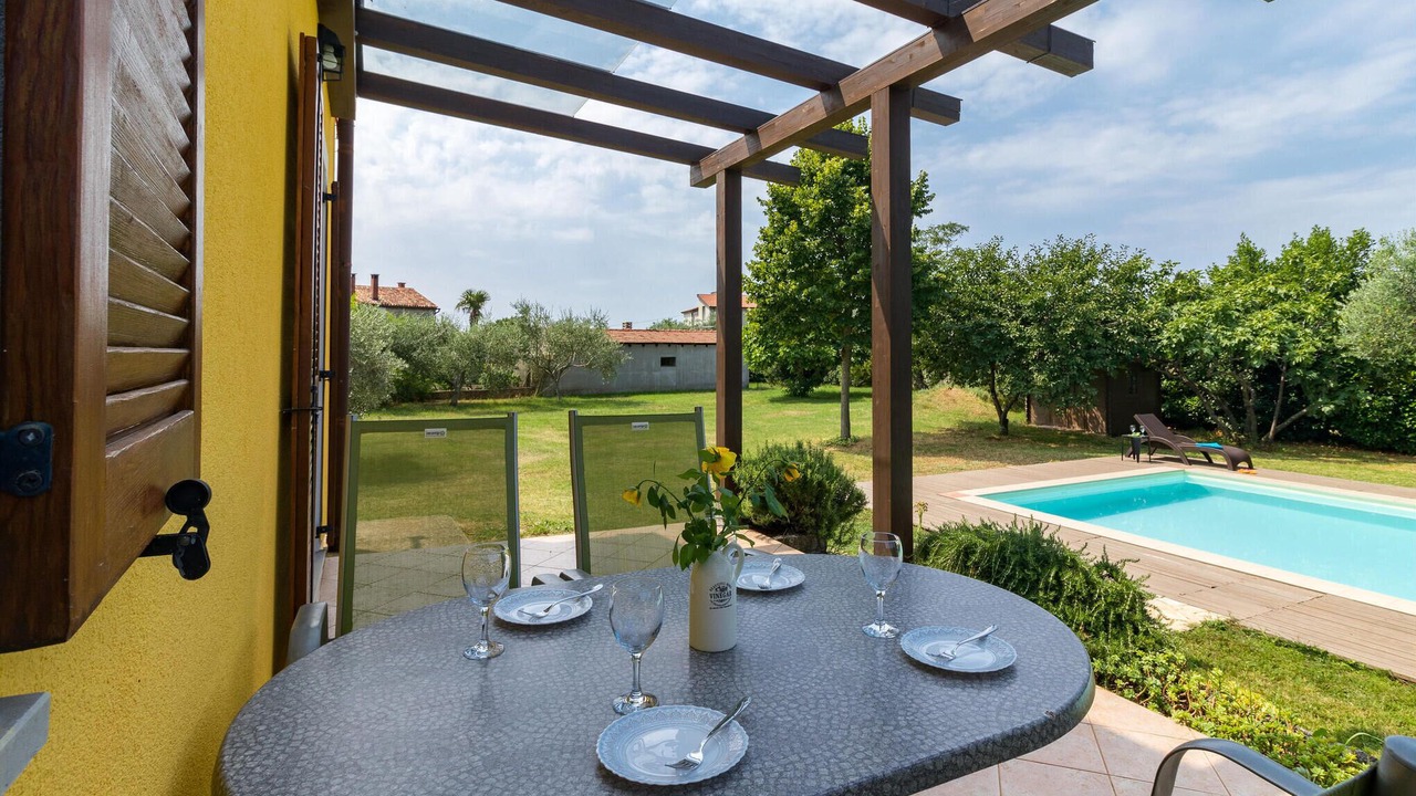 Photo of Outdoor in Kastel