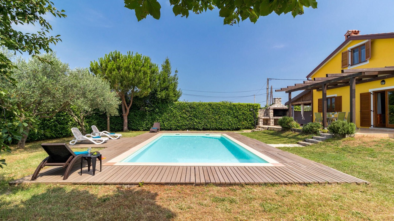 Photo of Outdoor in Kastel
